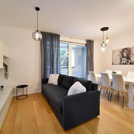 Ophelia Apartment With Parking 萨格勒布 外观 照片