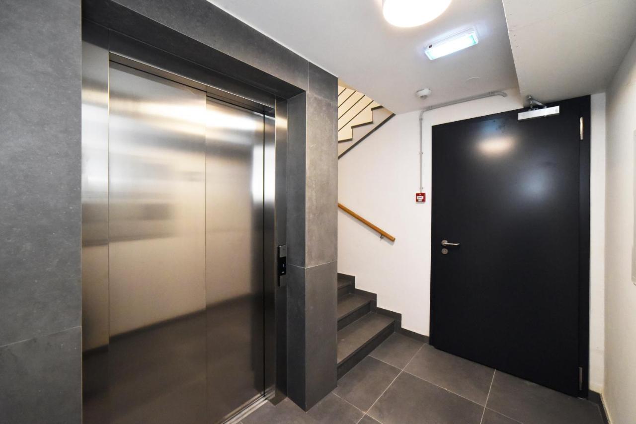 Ophelia Apartment With Parking 萨格勒布 外观 照片