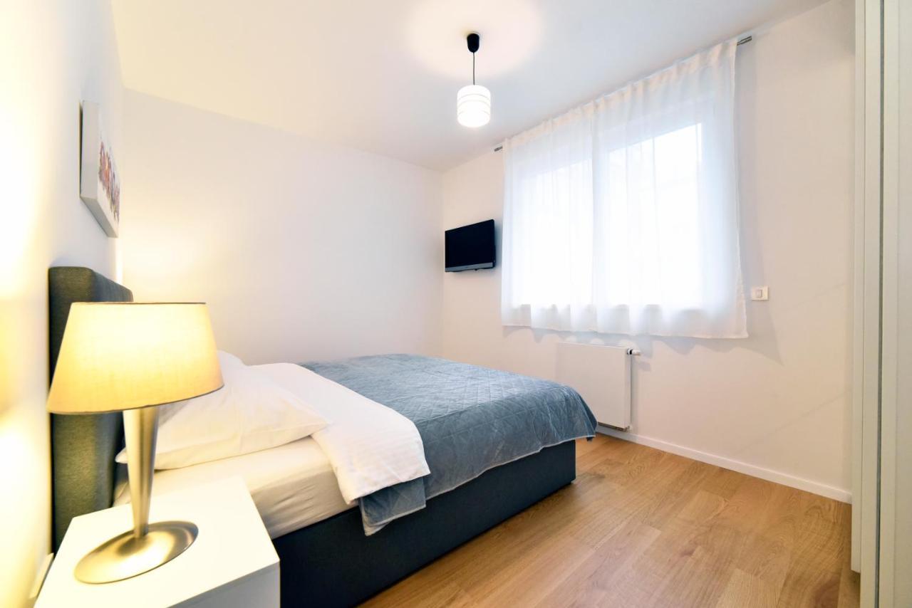 Ophelia Apartment With Parking 萨格勒布 外观 照片
