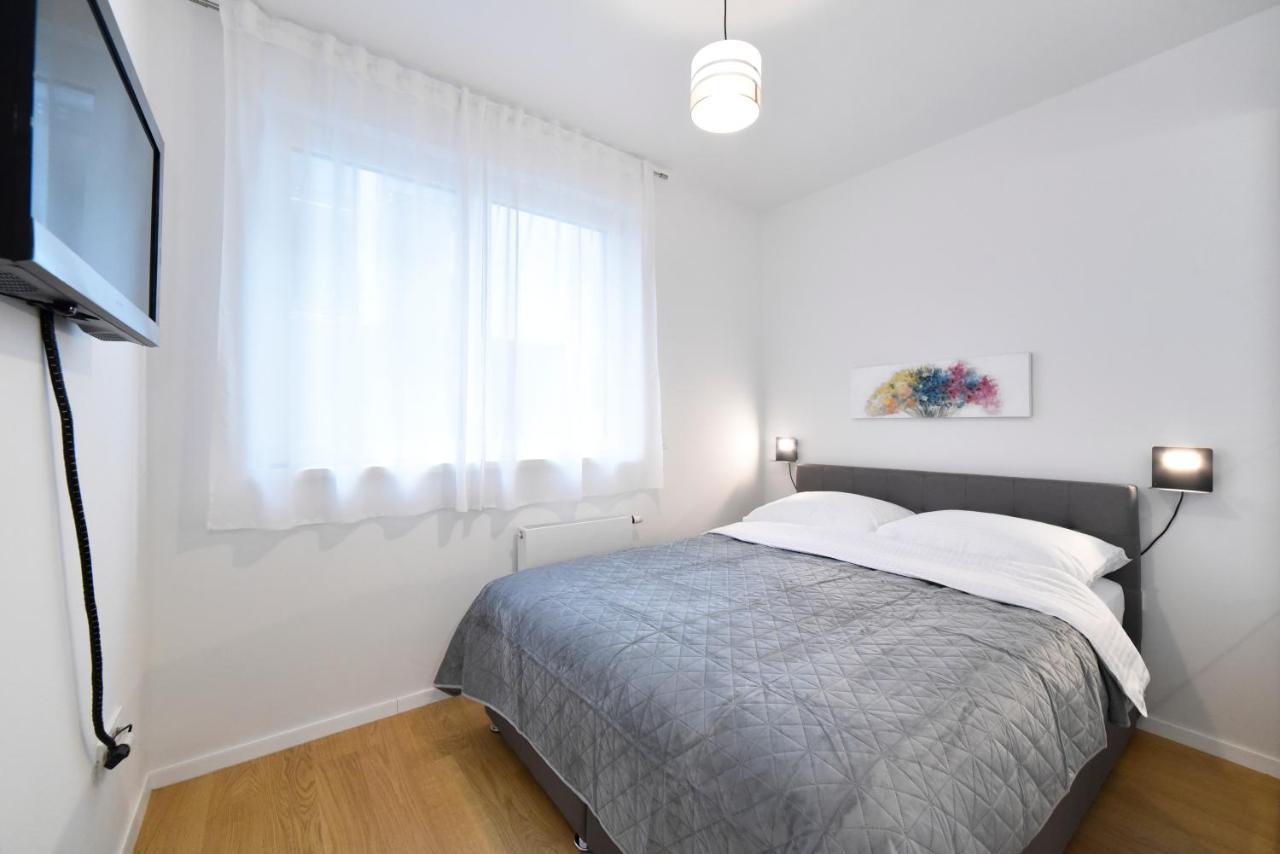 Ophelia Apartment With Parking 萨格勒布 外观 照片
